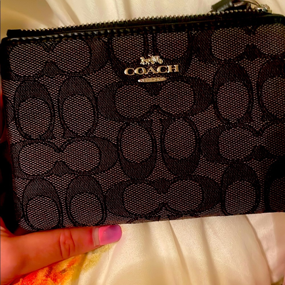 Coach Signature Black Wristlet
